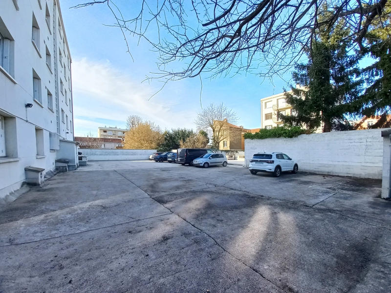 Appartement - 60 m² - 2 pièces