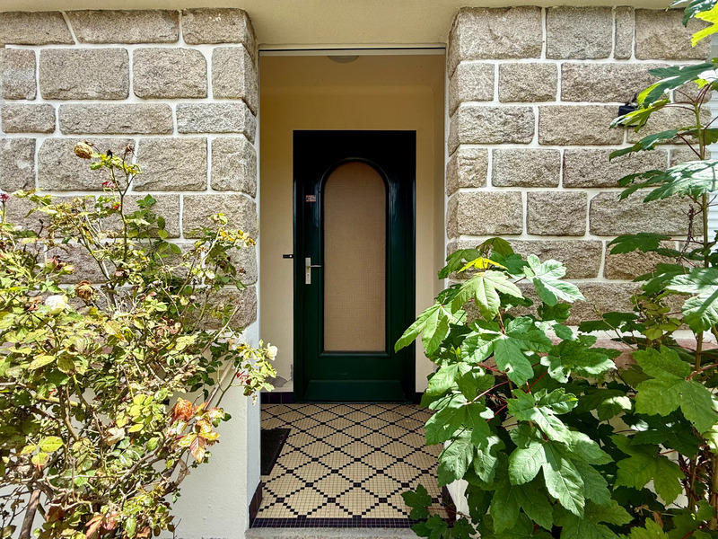 Maison - 143 m² - 6 pièces