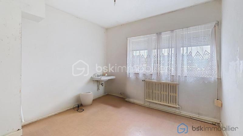 Maison traditionnelle - 100 m² - 6 pièces