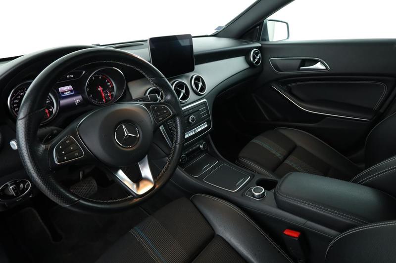 Mercedes Cla 180 Sensation 7g-Dct 122 ch