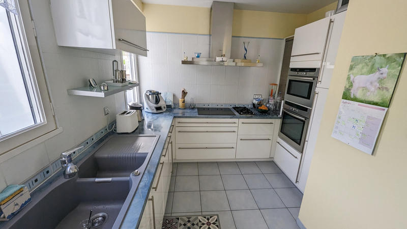 Maison - 166 m² - 7 pièces