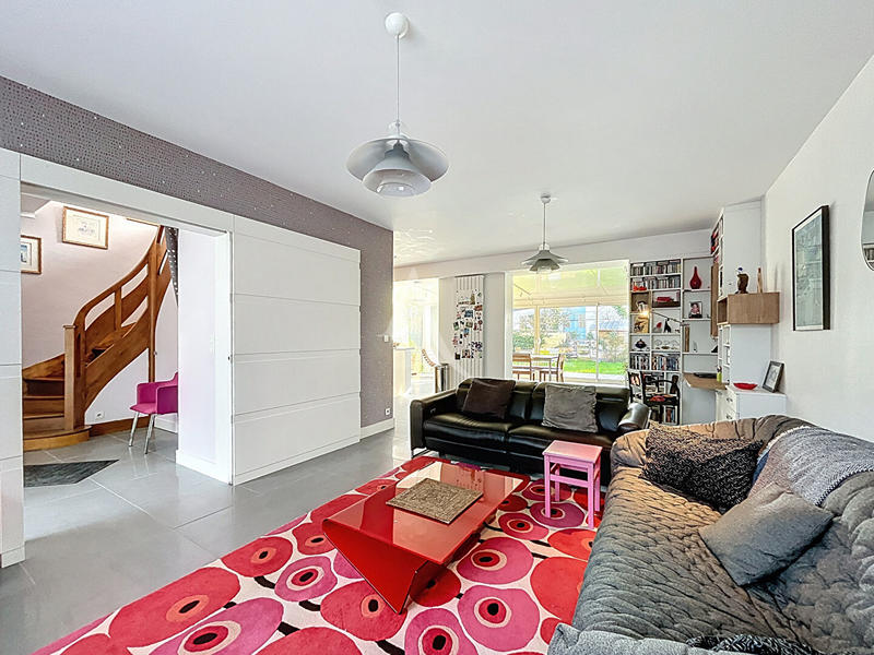 Maison - 171 m² - 6 pièces