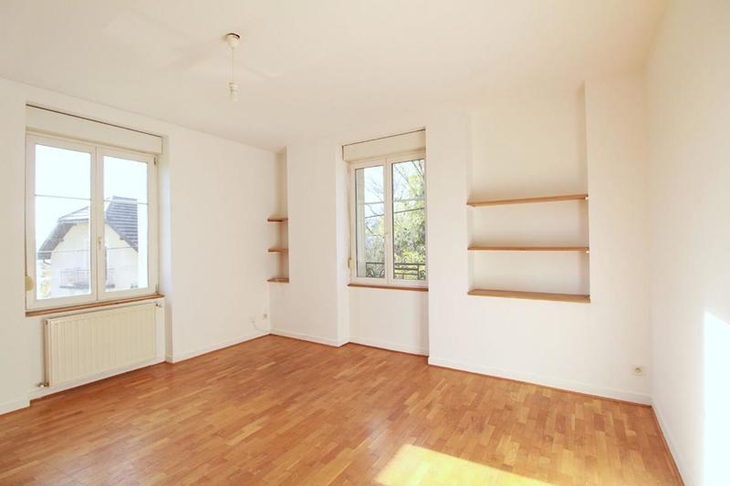Maison - 216 m² - 7 pièces
