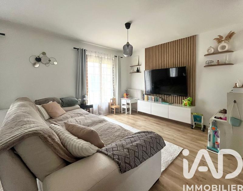 Maison - 94 m² - 5 pièces