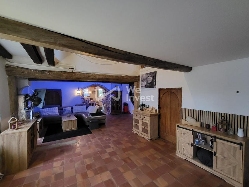 Maison - 308 m² - 14 pièces