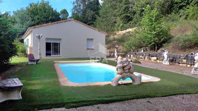 Maison - 174 m² - 6 pièces