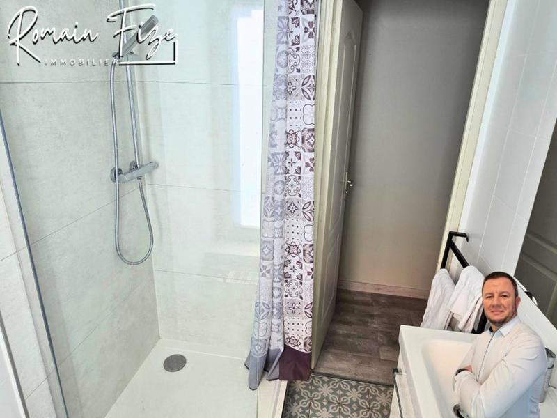 Fonds de commerce - 300 m²