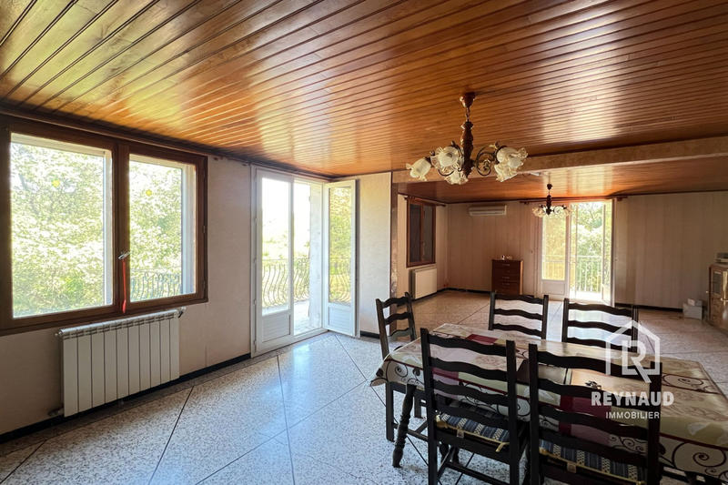 Maison - 200 m² - 10 pièces