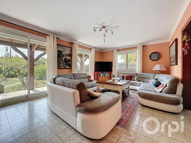 Maison - 180 m² - 7 pièces