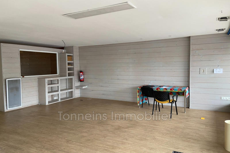 Local commercial - 134 m²