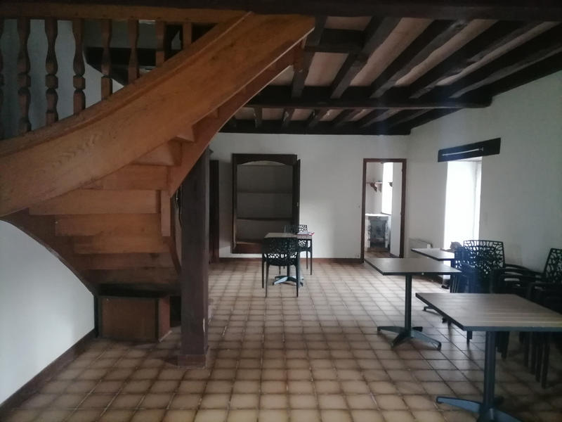 Maison - 135 m² - 9 pièces