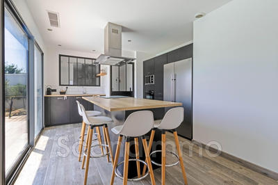 Maison - 103 m² - 4 pièces