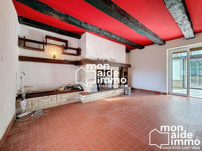 Maison - 250 m² - 7 pièces