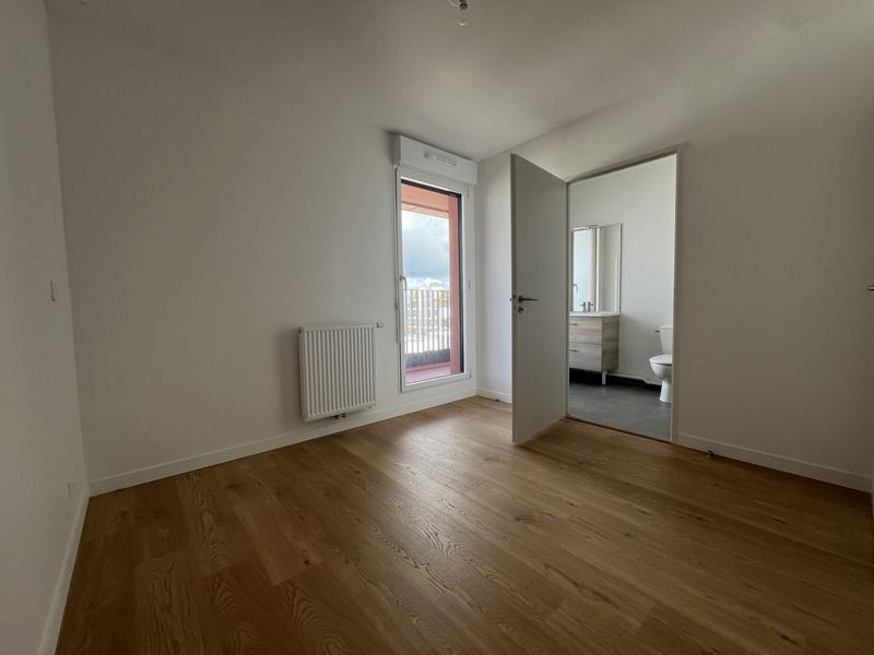 Appartement - 104 m² - 5 pièces