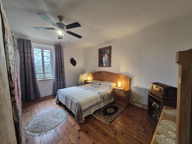 Maison - 206 m² - 6 pièces