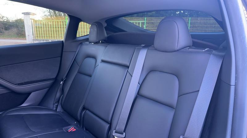 Tesla Model y 300 Rwd Standard - Automatique