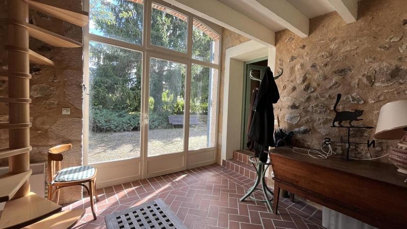 Maison en pierre - 102 m² - 3 pièces