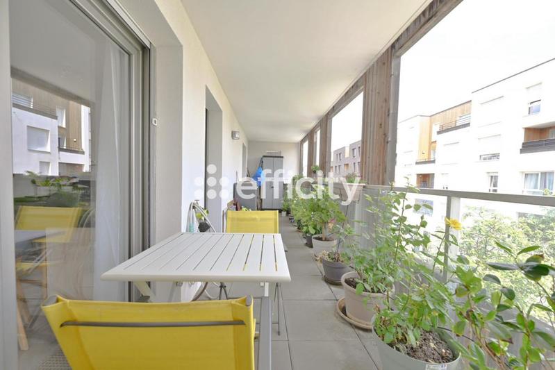 Appartement - 82 m² - 4 pièces