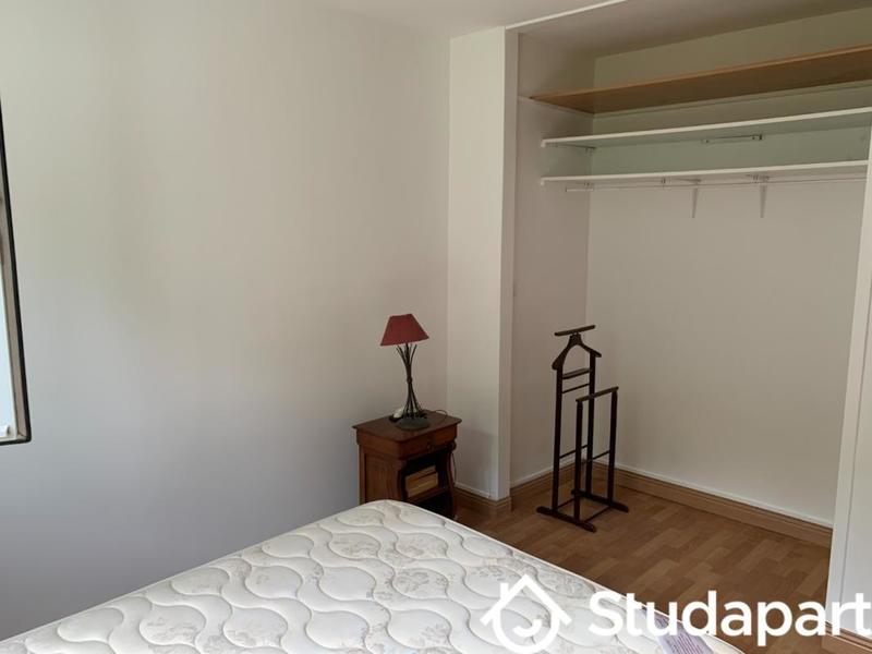 Chambre - 9 m² - 1 pièce