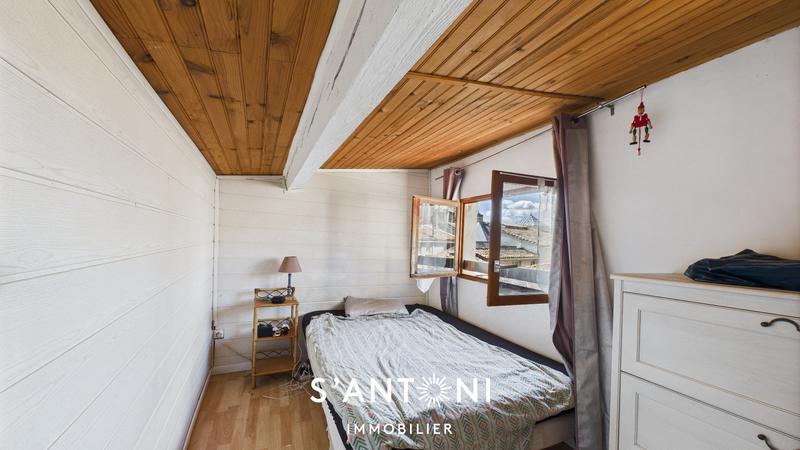 Maison - 100 m² - 6 pièces