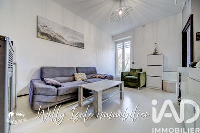 Maison - 81 m² - 5 pièces