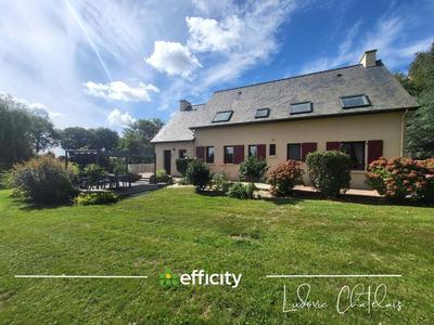 Maison - 210 m² - 9 pièces