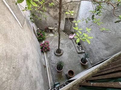 Maison - 240 m² - 6 pièces