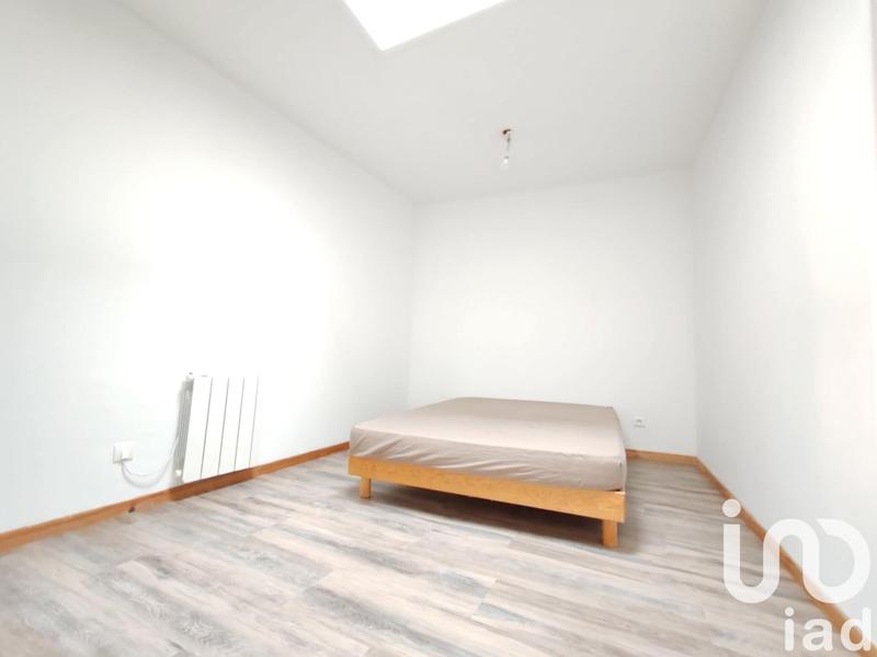 Maison - 239 m² - 9 pièces