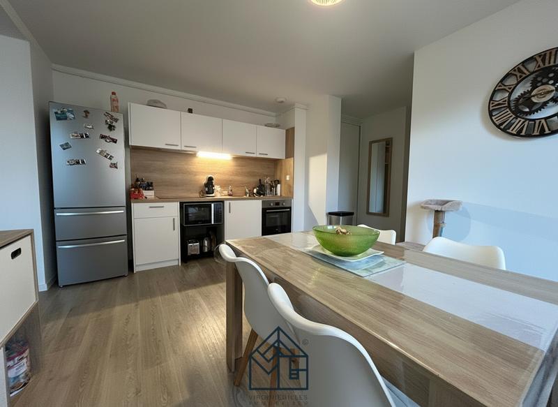 Appartement - 75 m² - 3 pièces