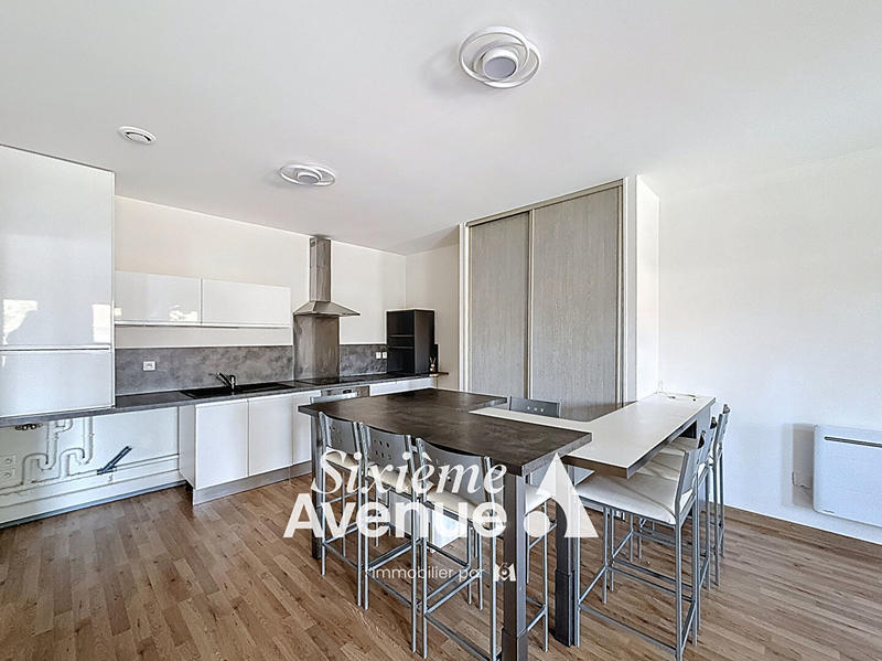 Maison - 105 m² - 4 pièces