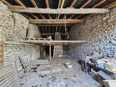 Maison de village - 80 m² - 3 pièces