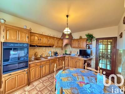 Maison - 182 m² - 7 pièces