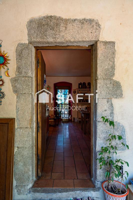 Maison - 195 m² - 8 pièces