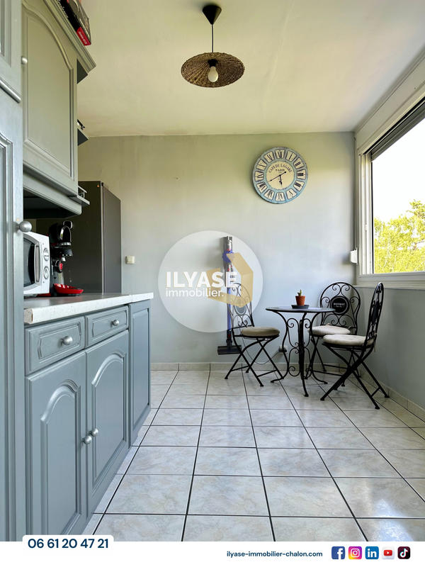 Appartement - 93 m² - 4 pièces