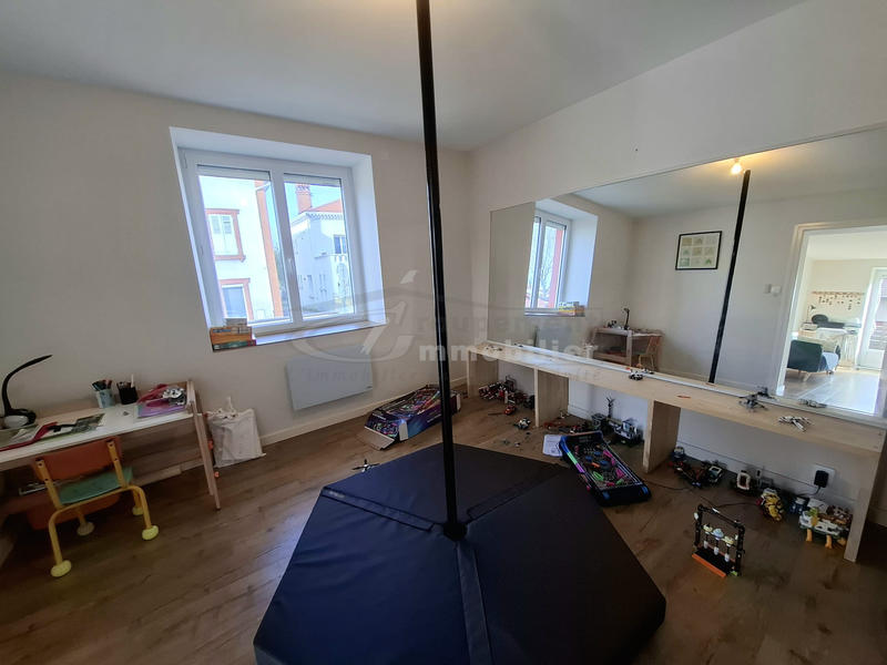 Maison - 151 m² - 6 pièces