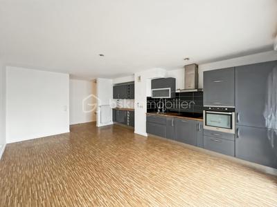 Appartement - 79 m² - 4 pièces