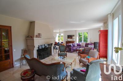 Maison - 181 m² - 8 pièces