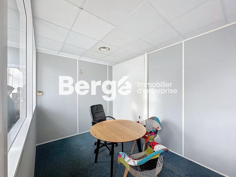 Bureau - 485 m²
