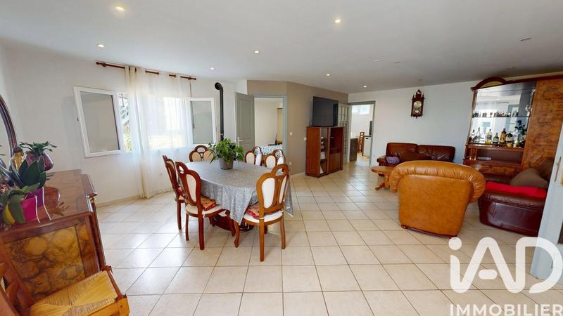 Maison - 120 m² - 6 pièces