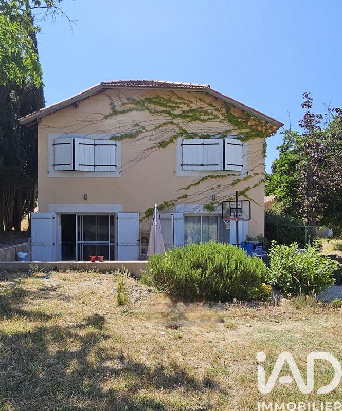 Maison - 373 m² - 16 pièces