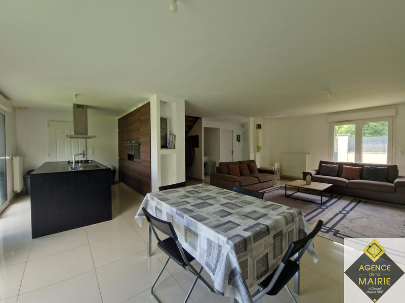 Maison - 113 m² - 5 pièces