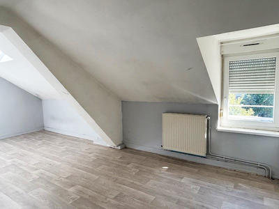 Appartement - 104 m² - 5 pièces