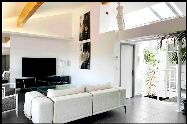 Appartement - 106 m² - 4 pièces