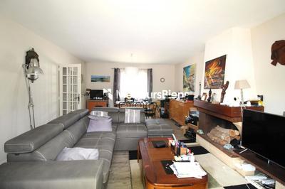 Maison - 103 m² - 4 pièces