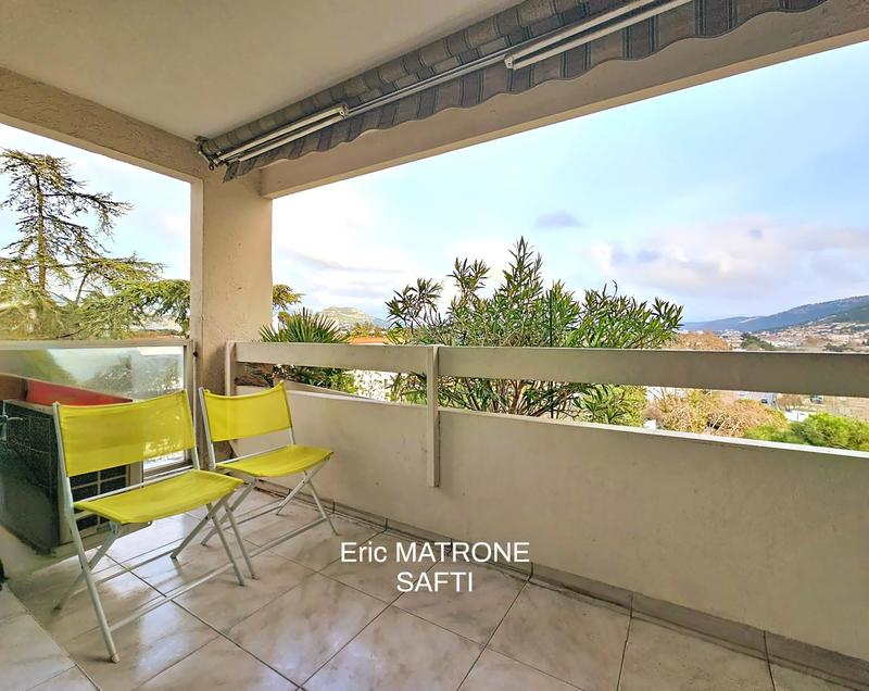 Appartement - 81 m² - 4 pièces