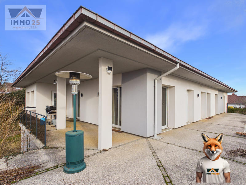 Maison - 323 m² - 7 pièces