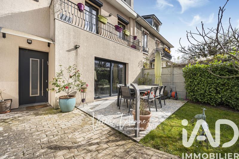 Maison - 120 m² - 5 pièces