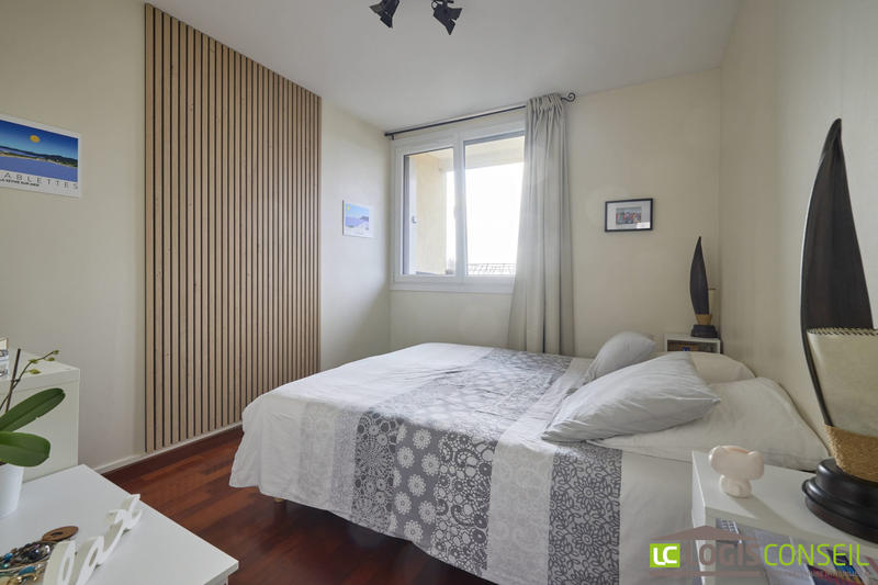 Appartement - 82 m² - 5 pièces