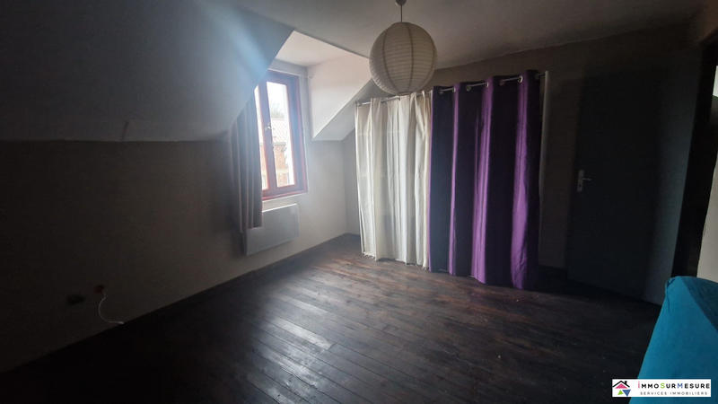 Maison - 300 m² - 10 pièces