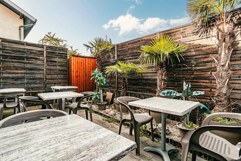 Local commercial - 195 m²